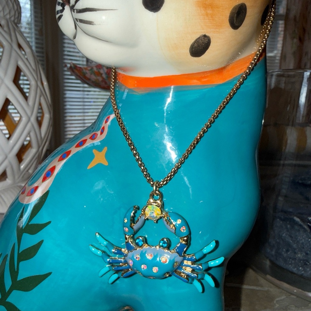 Betsey Johnson Blue Icy Crystal Crab Pendant Necklace 21" The Sea Nautical - Picture 5 of 7